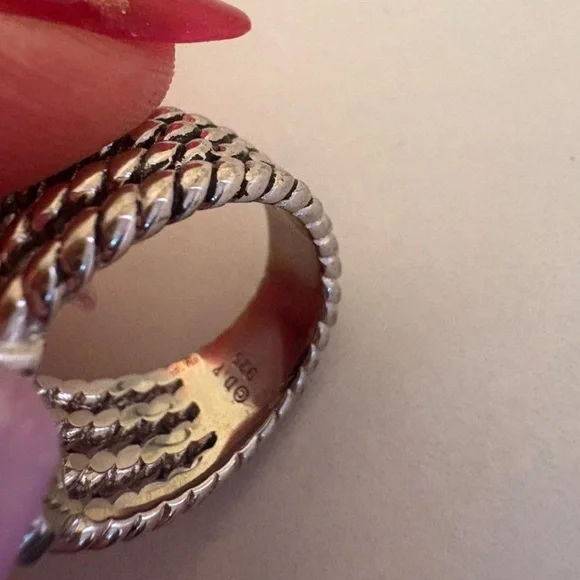 David Yurman Black and Silver Ring sz7 - Picture 3 of 5